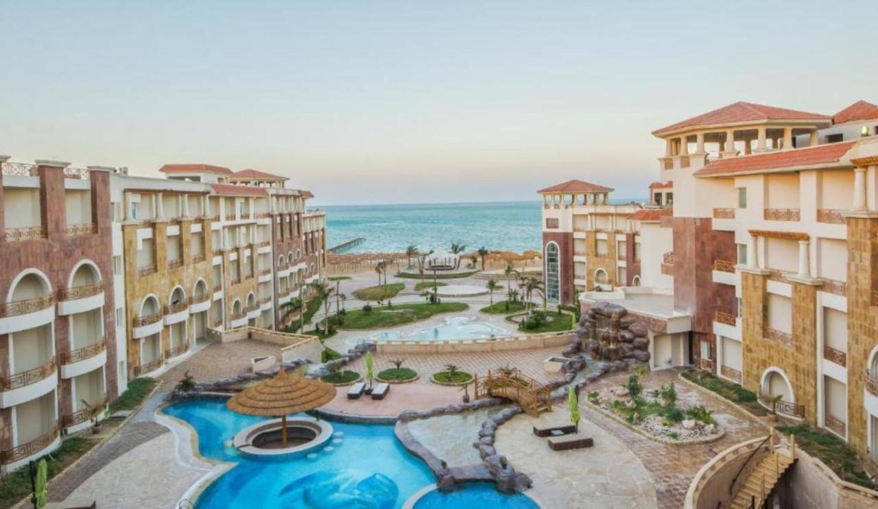 Royal Beach Resort, Хургада Экстерьер фото